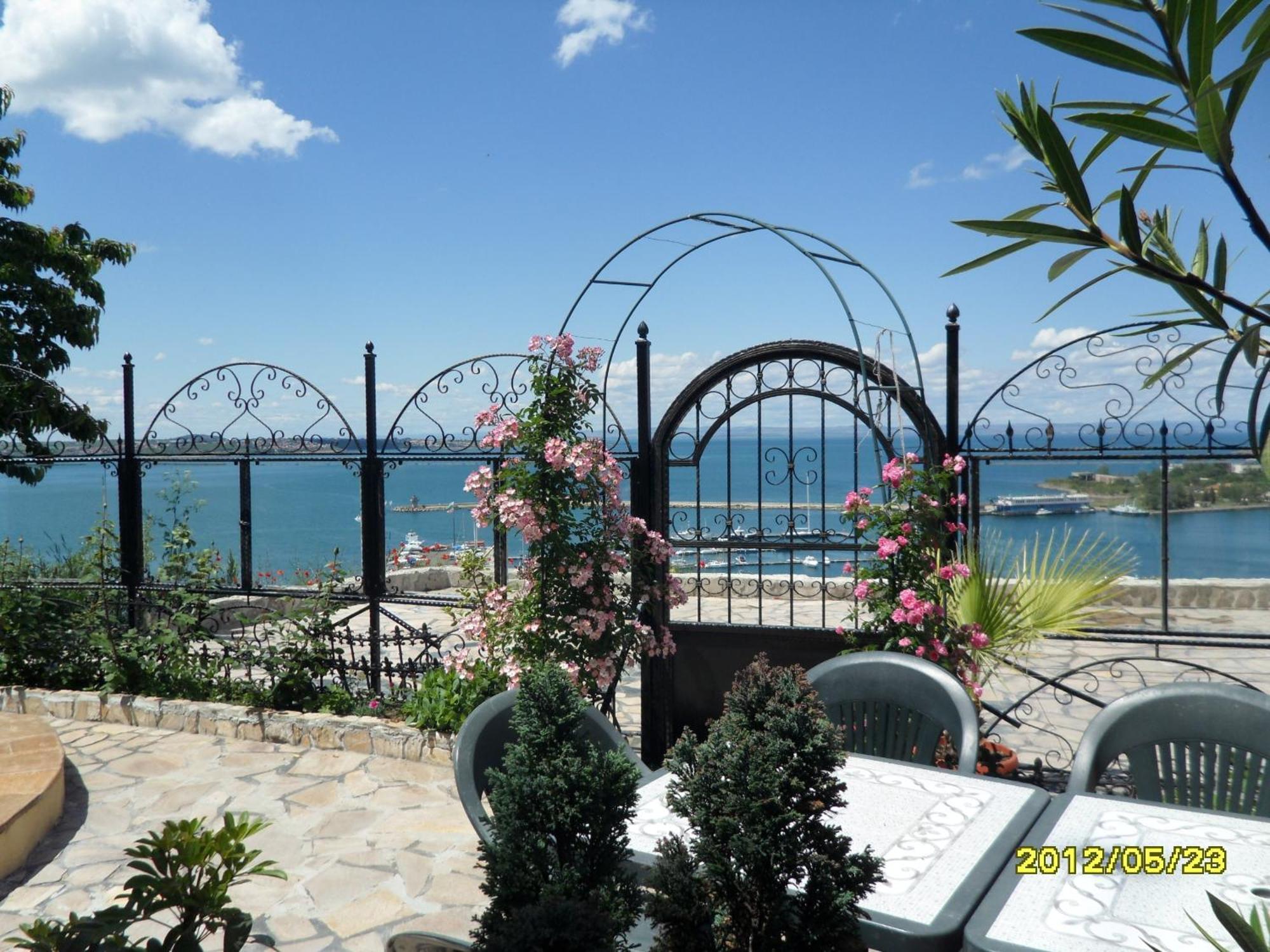 Guest House Hetodon Sosopol Exterior foto