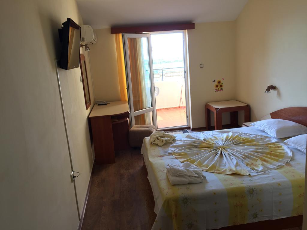 Guest House Hetodon Sosopol Exterior foto