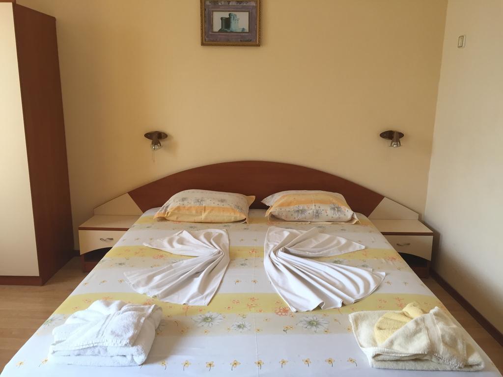Guest House Hetodon Sosopol Exterior foto