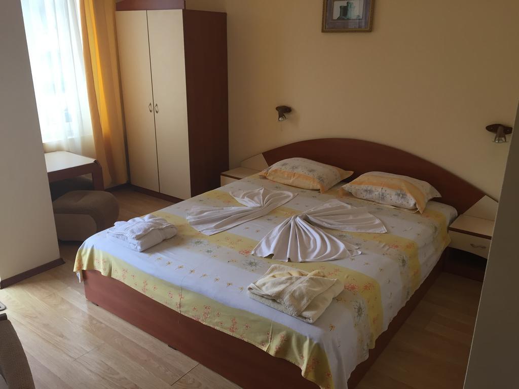 Guest House Hetodon Sosopol Exterior foto