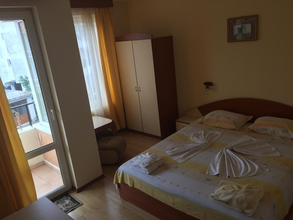 Guest House Hetodon Sosopol Exterior foto